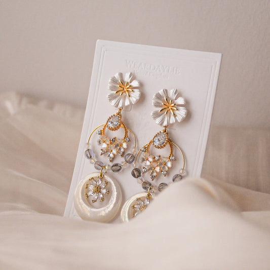 White Garden earrings